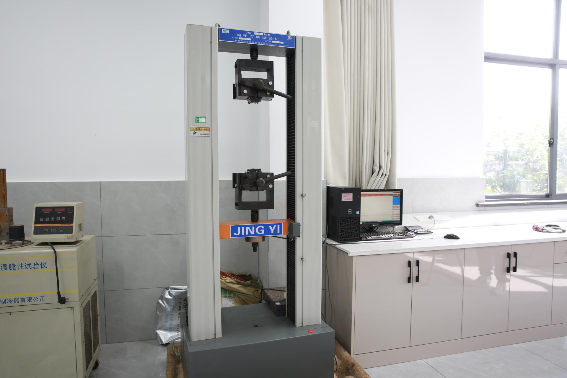 шалгалтын тоног төхөөрөмж